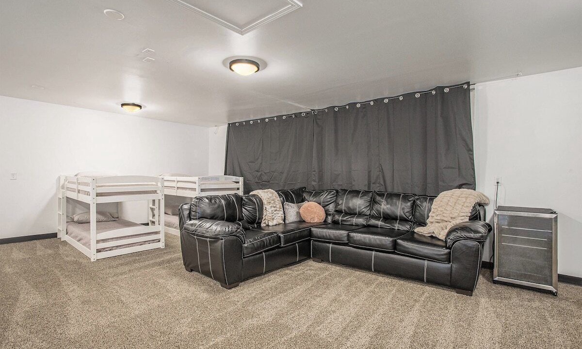 Photo of Livingroom in Sturgis