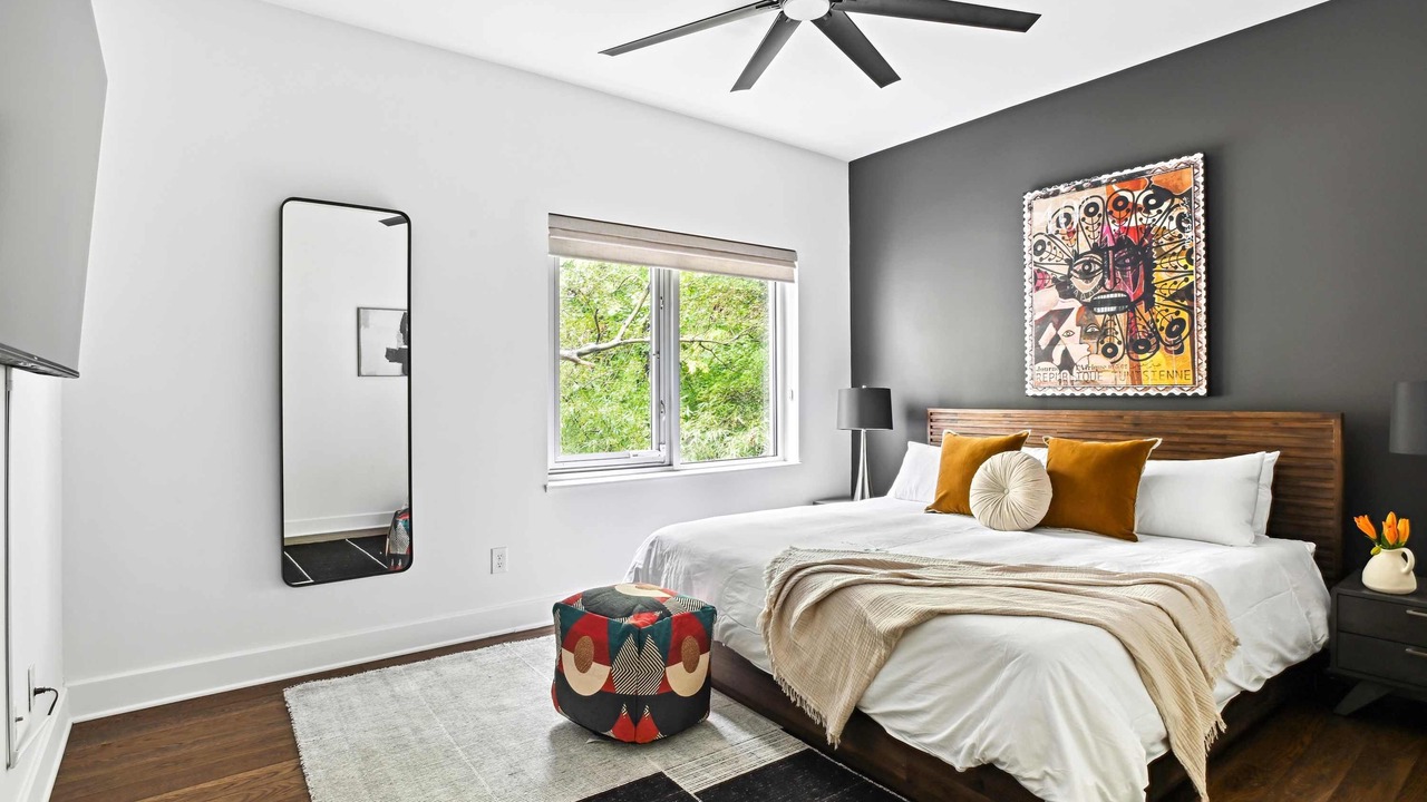 Photo of Bedroom in Buckhead