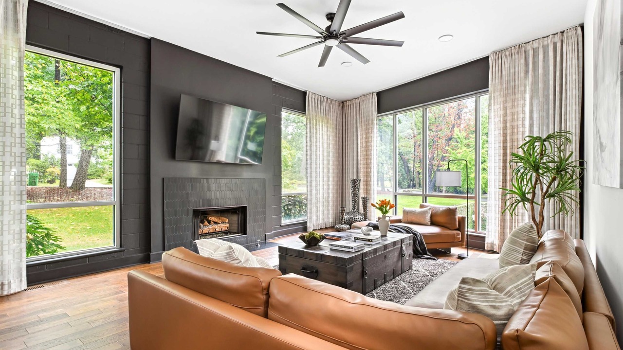Photo of Livingroom in Buckhead