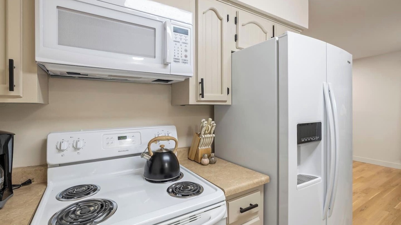 Photo of Kitchen in Brookline Station