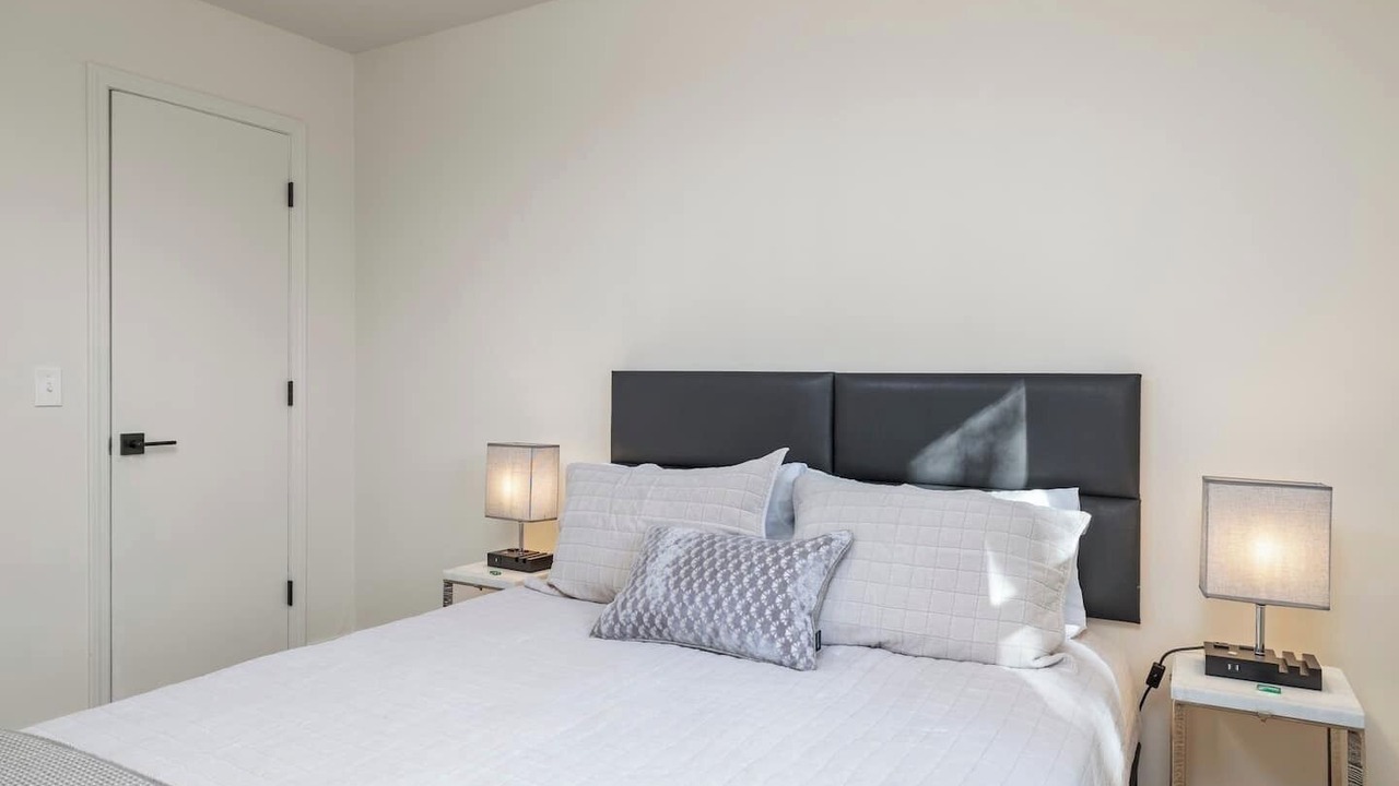Photo of Bedroom in Brookline Station