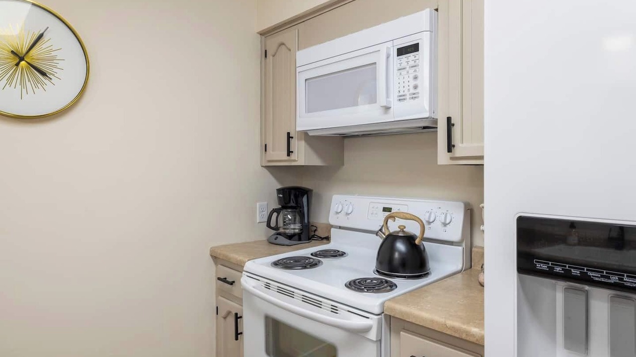 Photo of Kitchen in Brookline Station