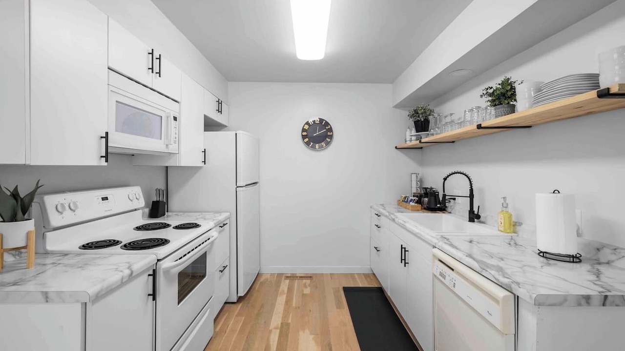 Photo of Kitchen in Brookline Station