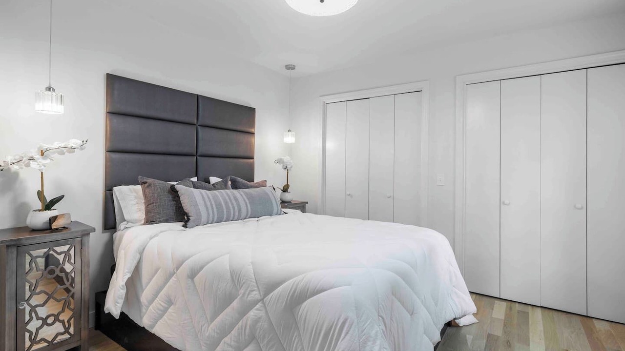 Photo of Bedroom in Brookline Station
