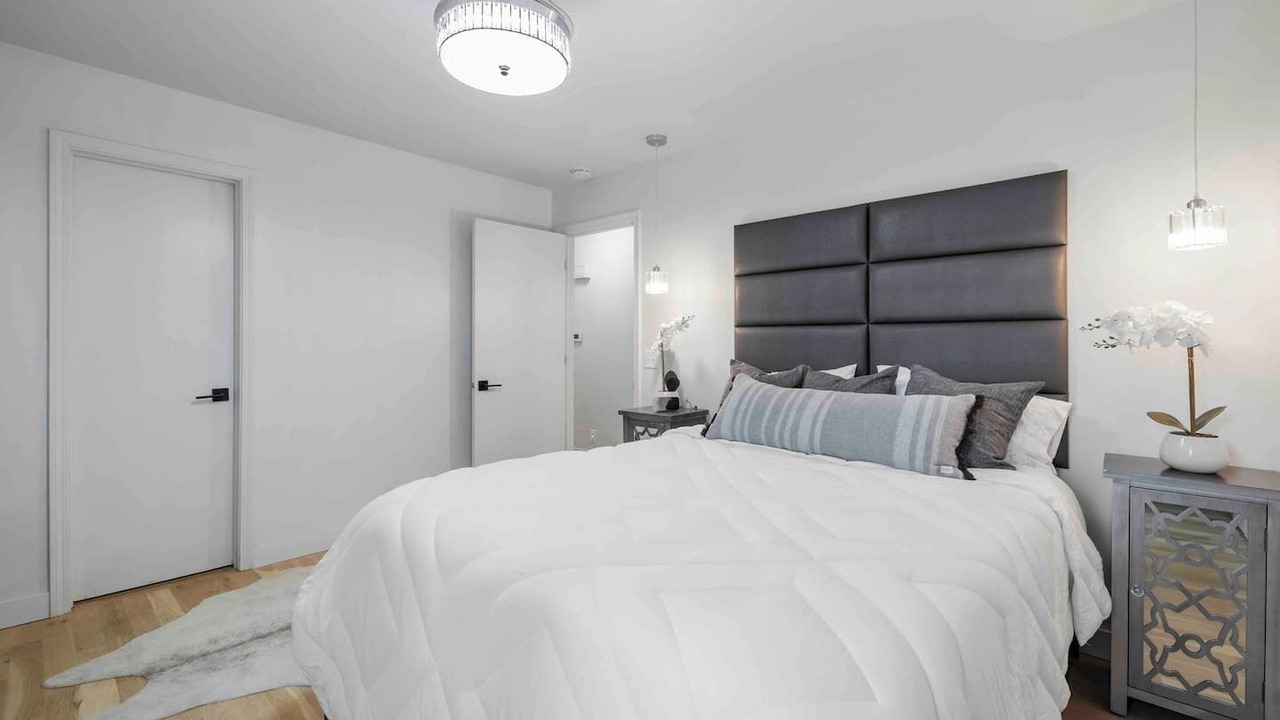 Photo of Bedroom in Brookline Station