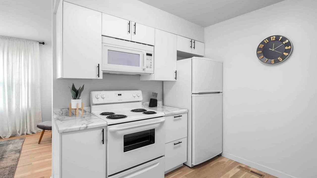 Photo of Kitchen in Brookline Station