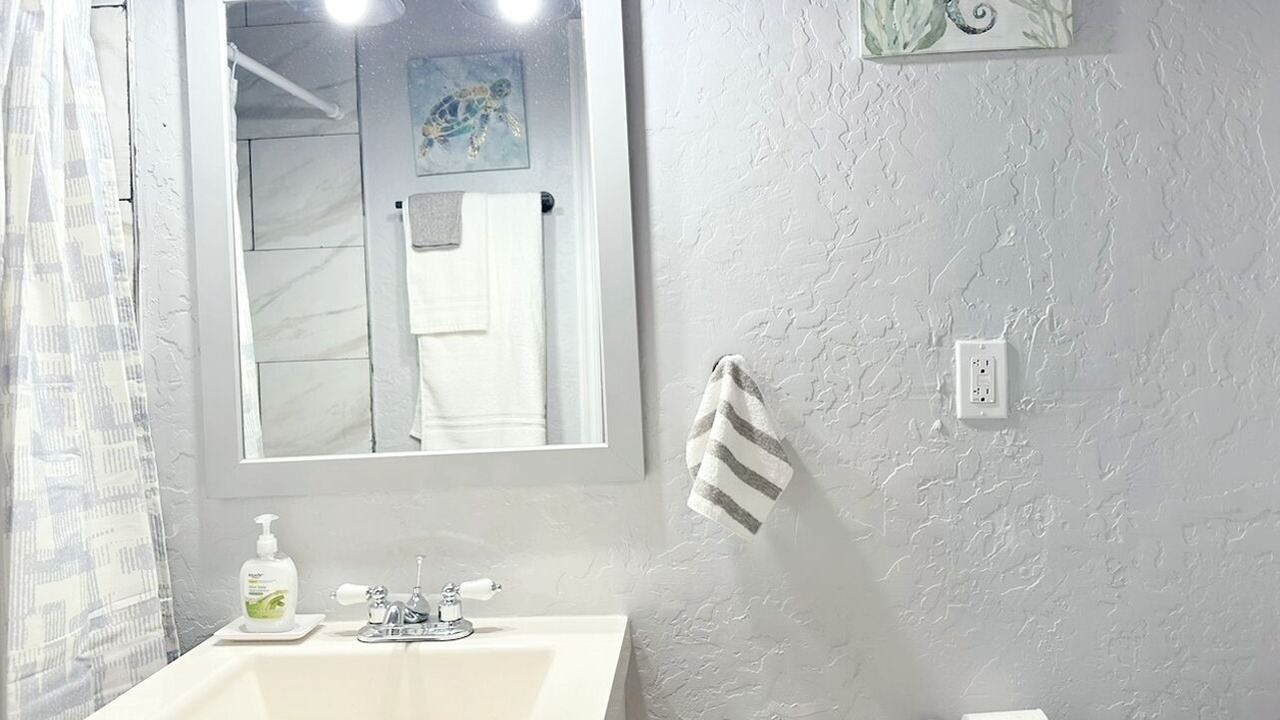 Photo of Bathroom in Central Oklahoma City