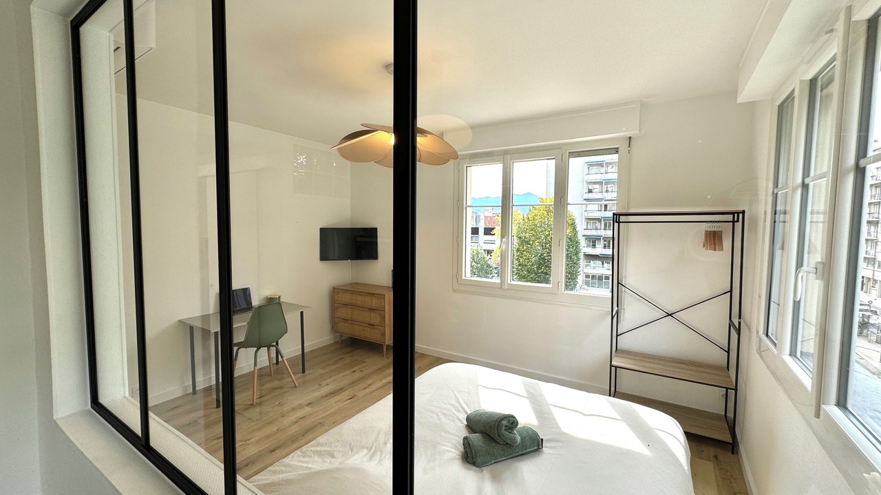 Photo of Bedroom in Quartier Exposition-Bajatiere