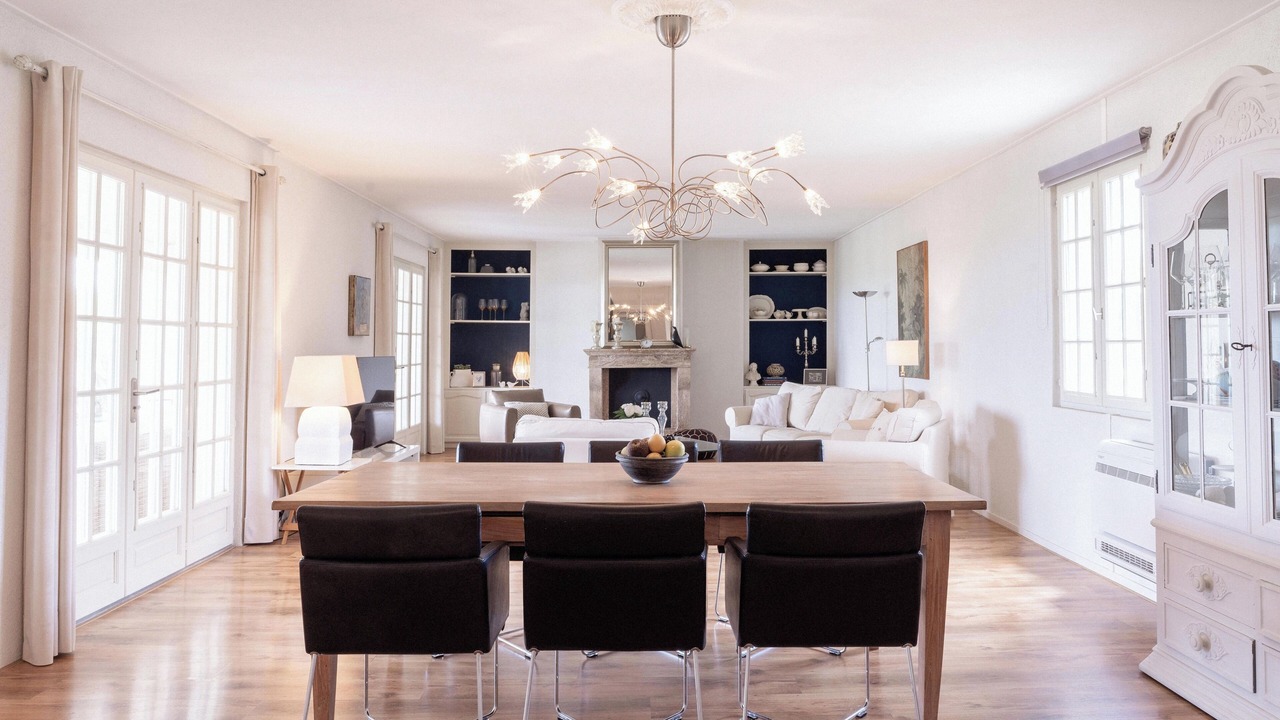 Photo of Others in Escales