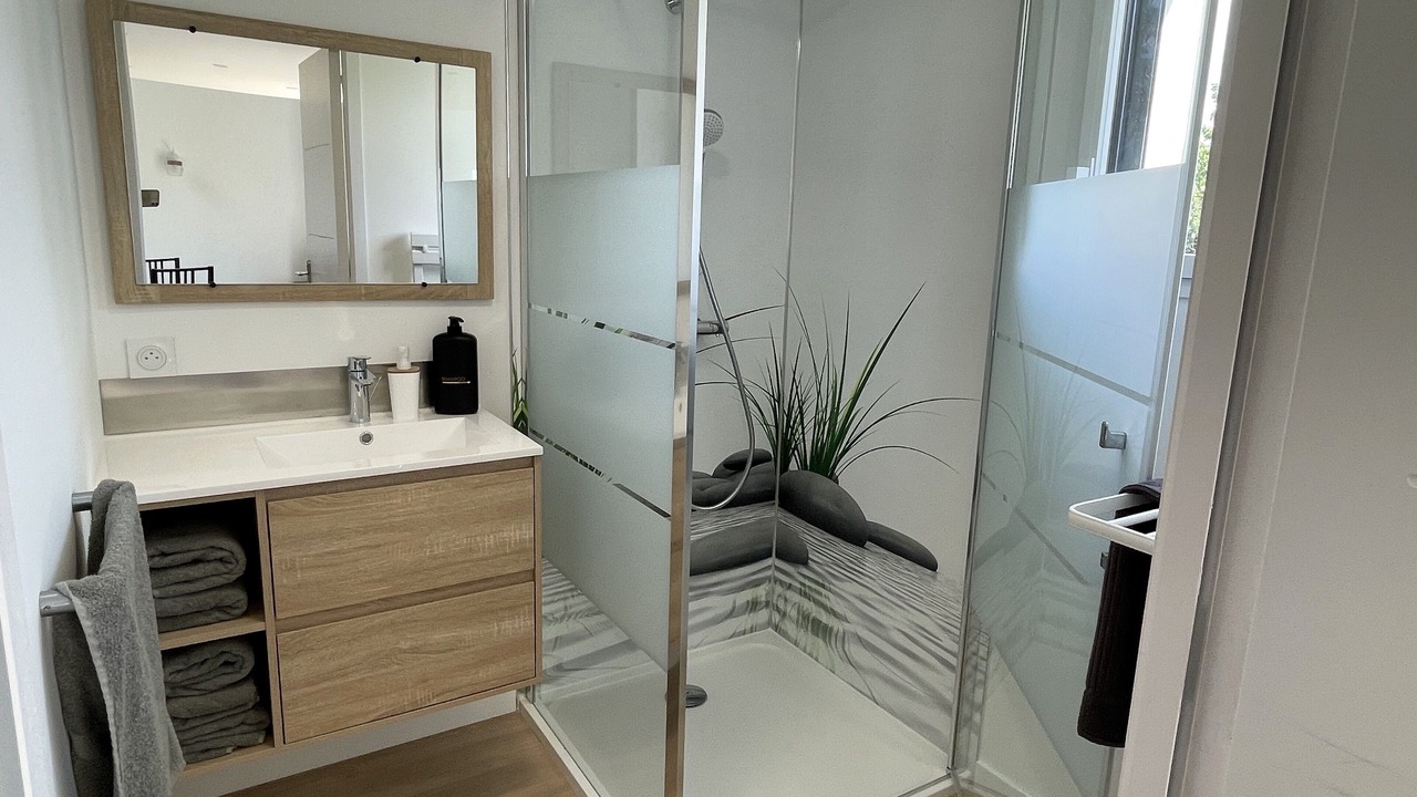 Photo of Bathroom in Thorigne-Fouillard