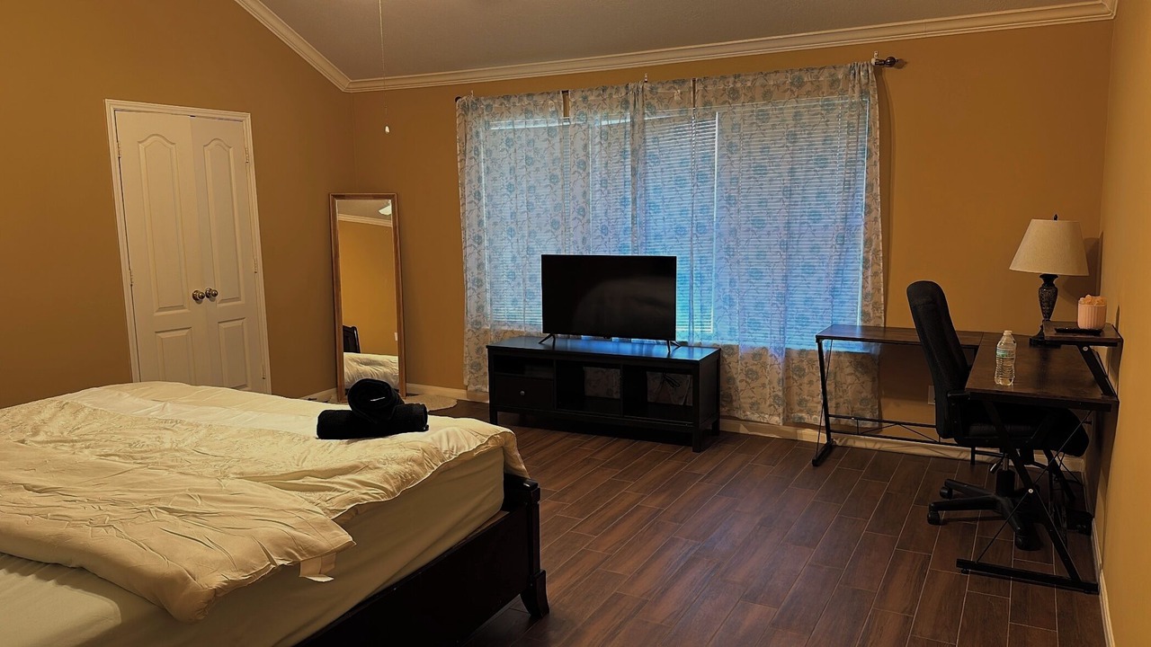 Photo of Bedroom in Tomball