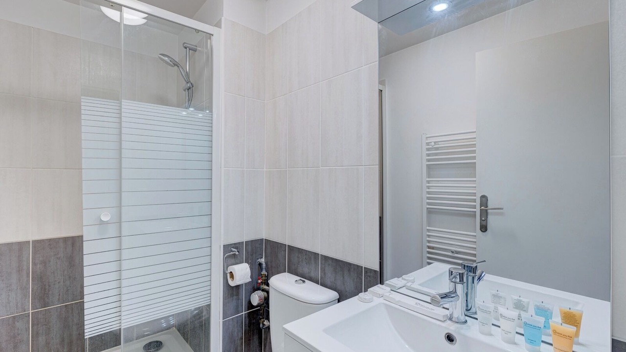 Photo of Bathroom in Bagnolet