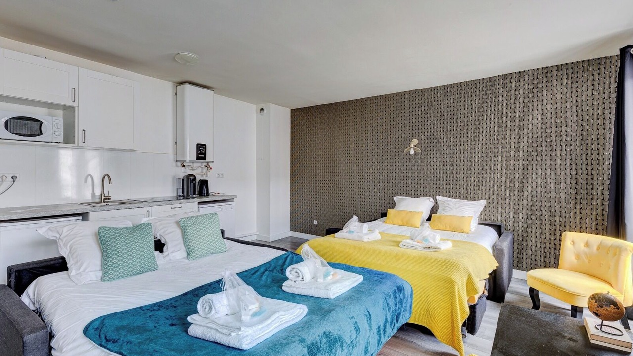 Photo of Bedroom in Bagnolet