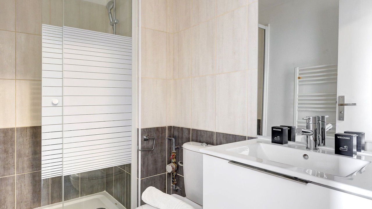 Photo of Bathroom in Bagnolet