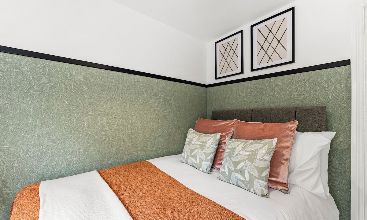 Photo of Bedroom in Southville