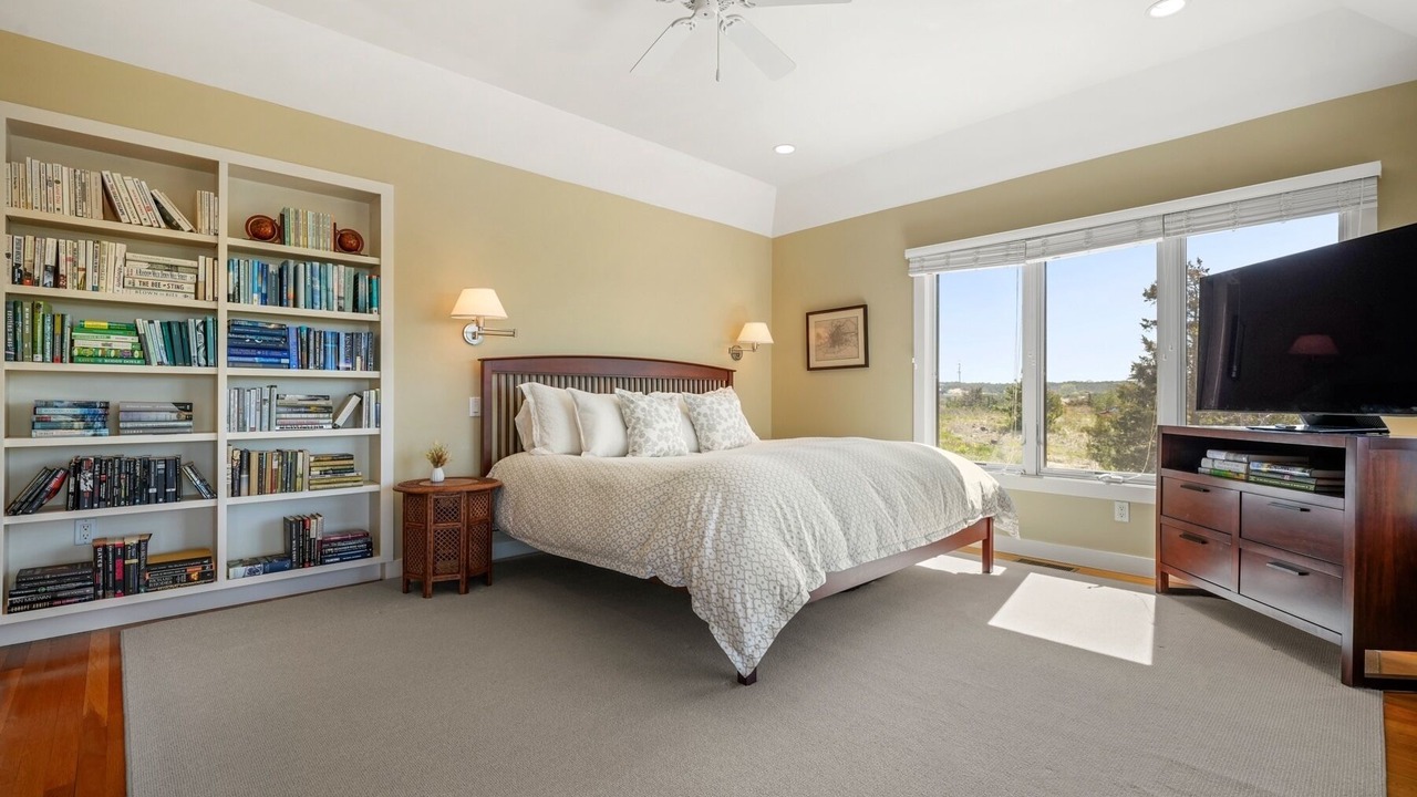 Photo of Bedroom in North Truro