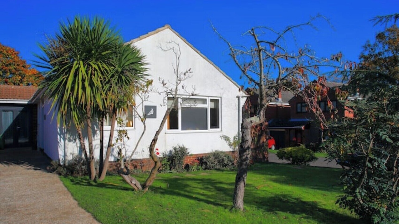 Photo of Outdoor in Hamble-le-Rice