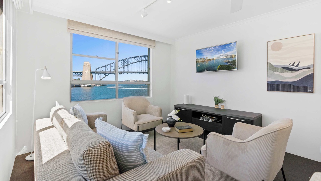 Photo of Others in McMahons Point