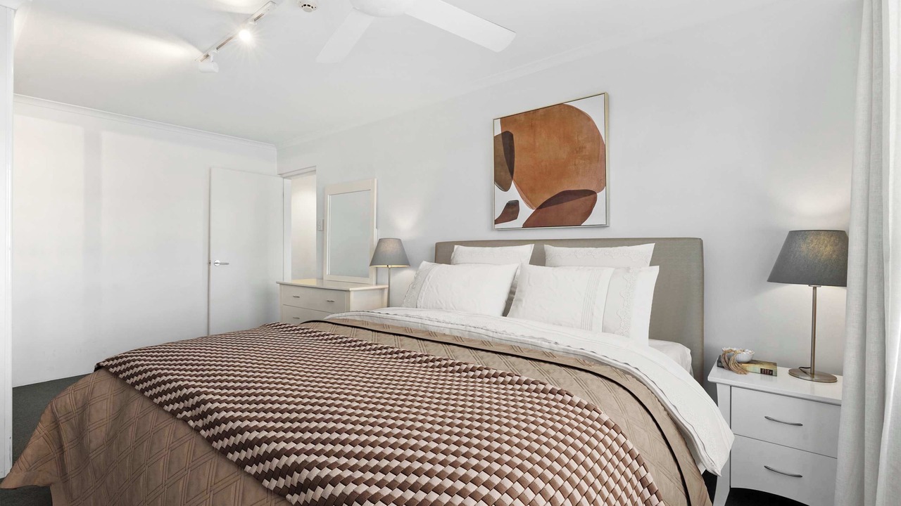 Photo of Others in McMahons Point