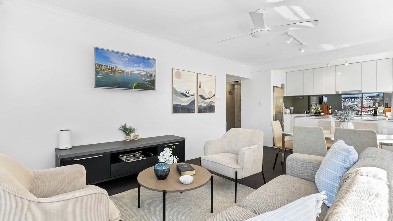 Photo of Others in McMahons Point