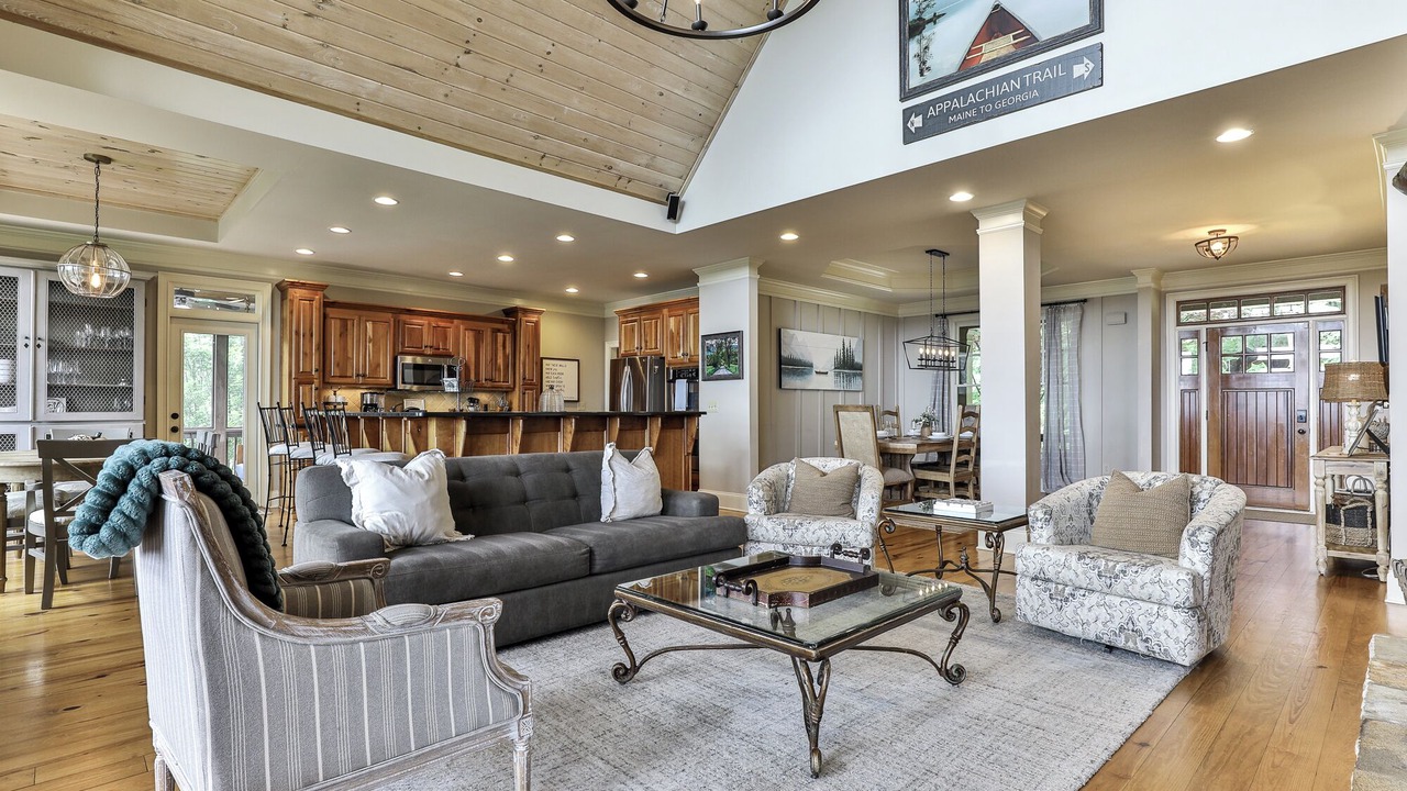 Photo of Others in Big Canoe