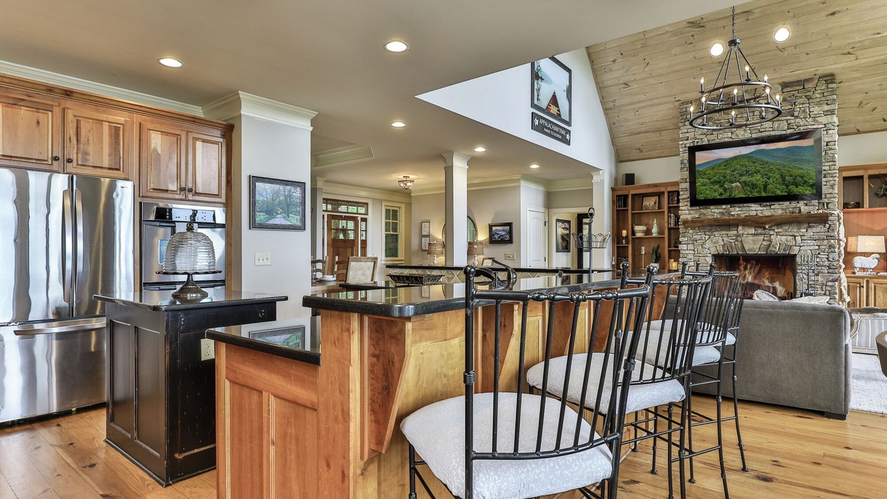 Photo of Others in Big Canoe