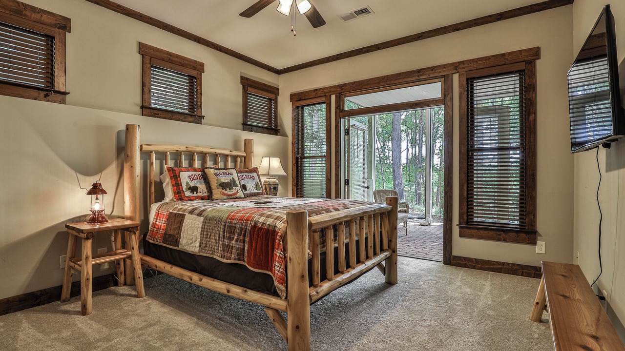 Photo of Others in Big Canoe