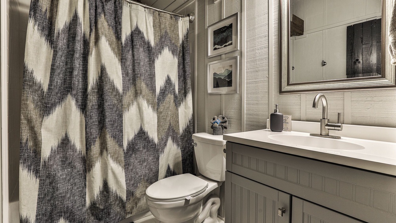 Photo of Bathroom in Big Canoe