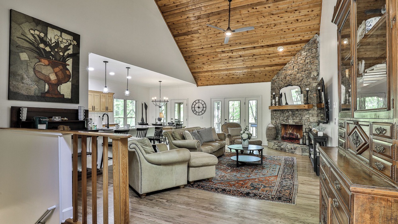 Photo of Bedroom in Big Canoe