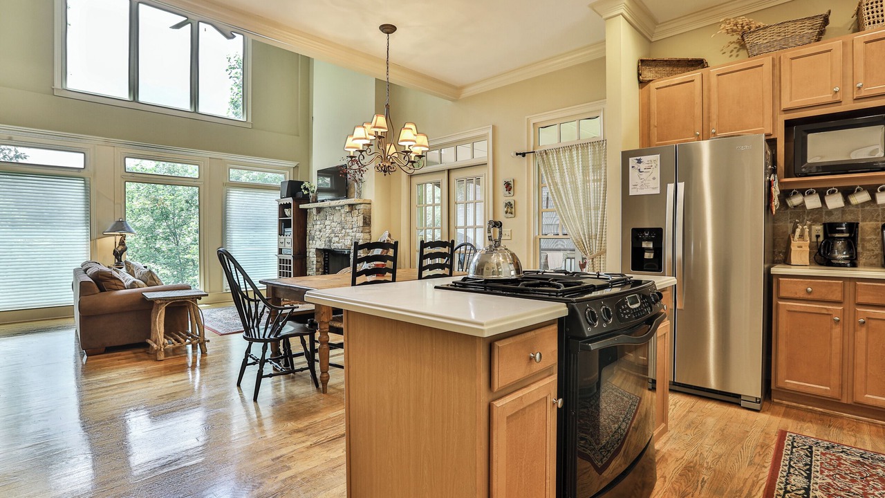 Photo of Others in Big Canoe