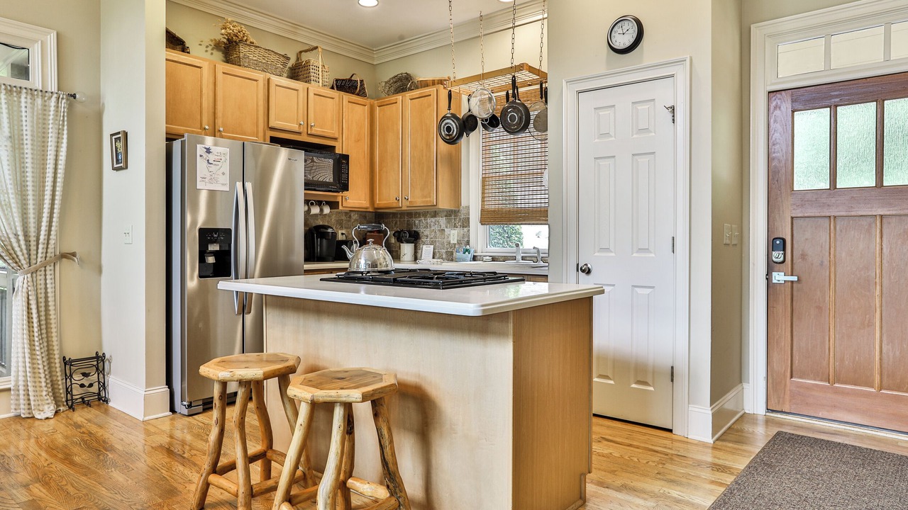 Photo of Others in Big Canoe