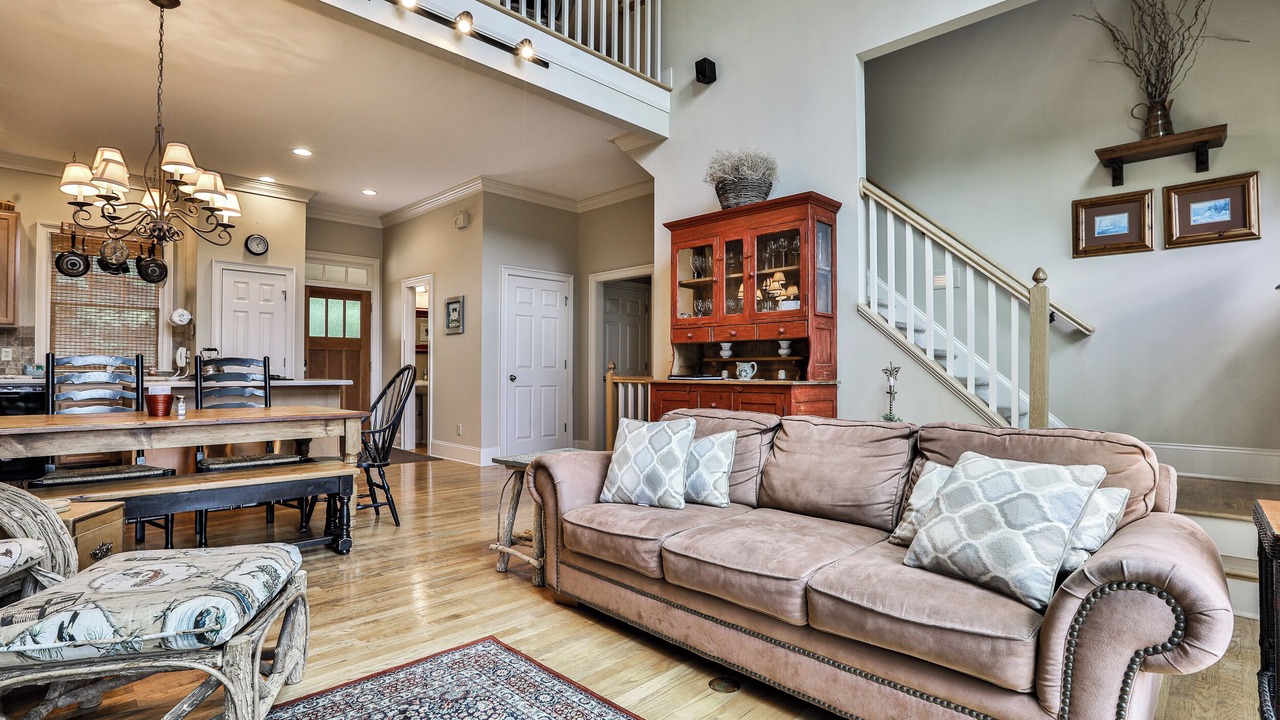 Photo of Others in Big Canoe