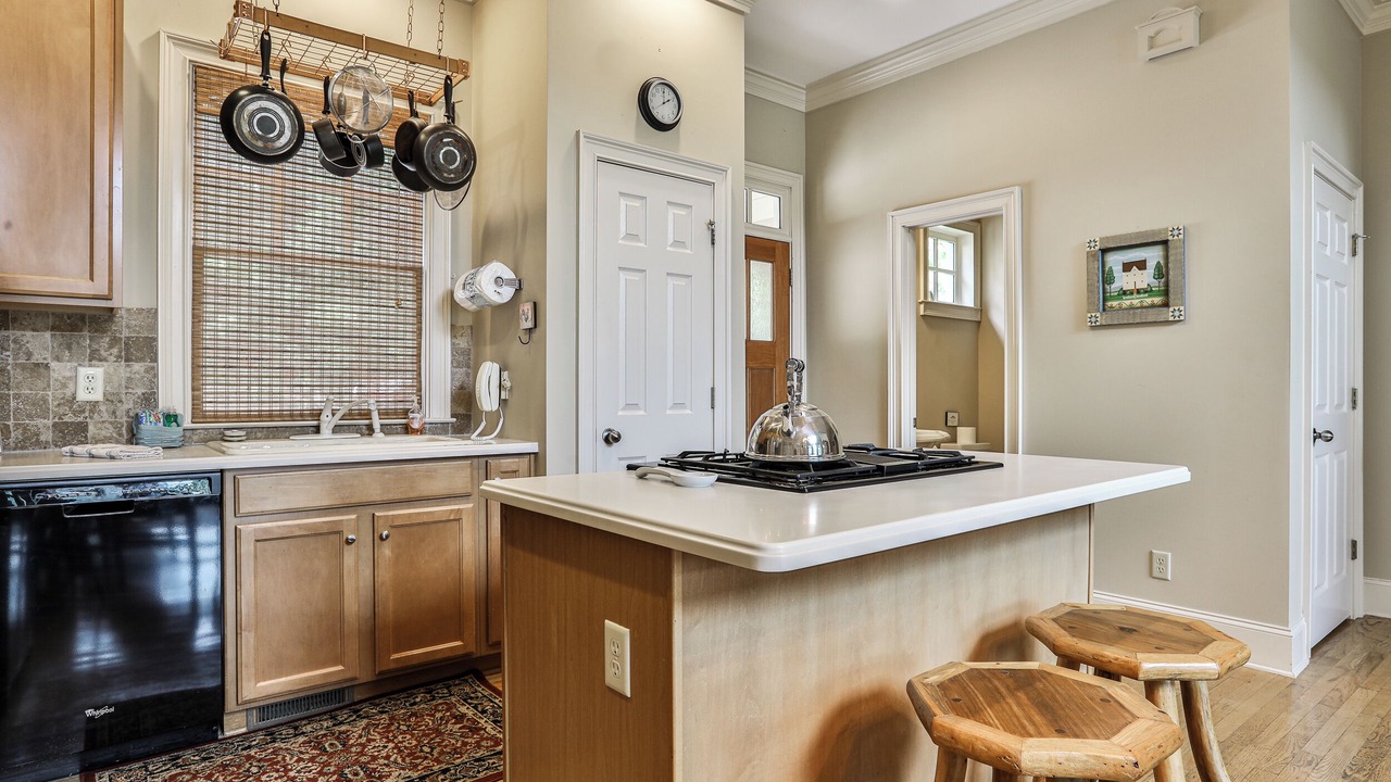 Photo of Others in Big Canoe