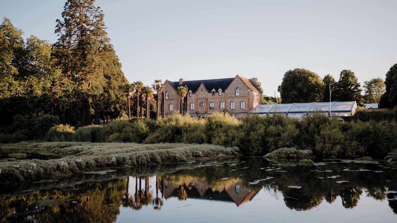 Photo of Others in Crach