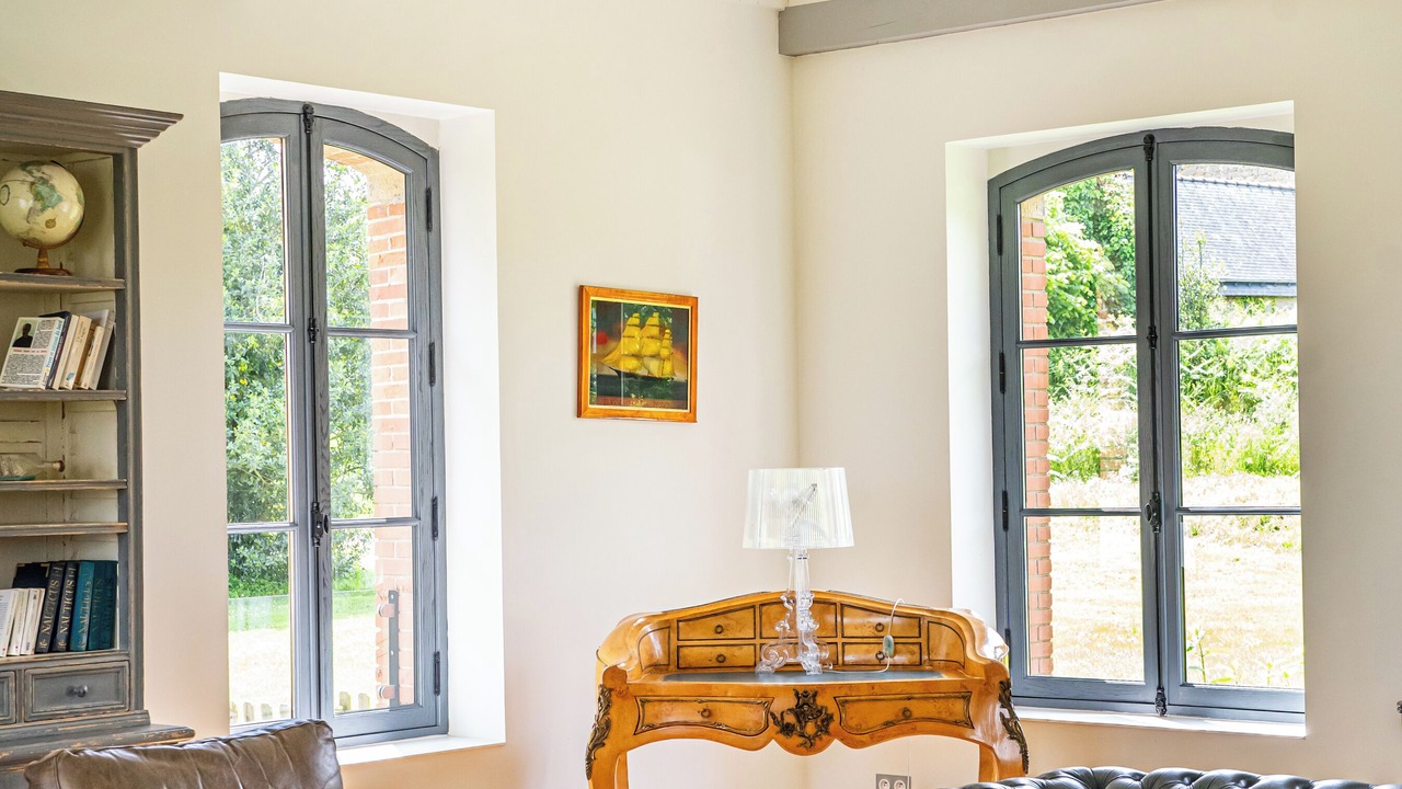 Photo of Others in Crach