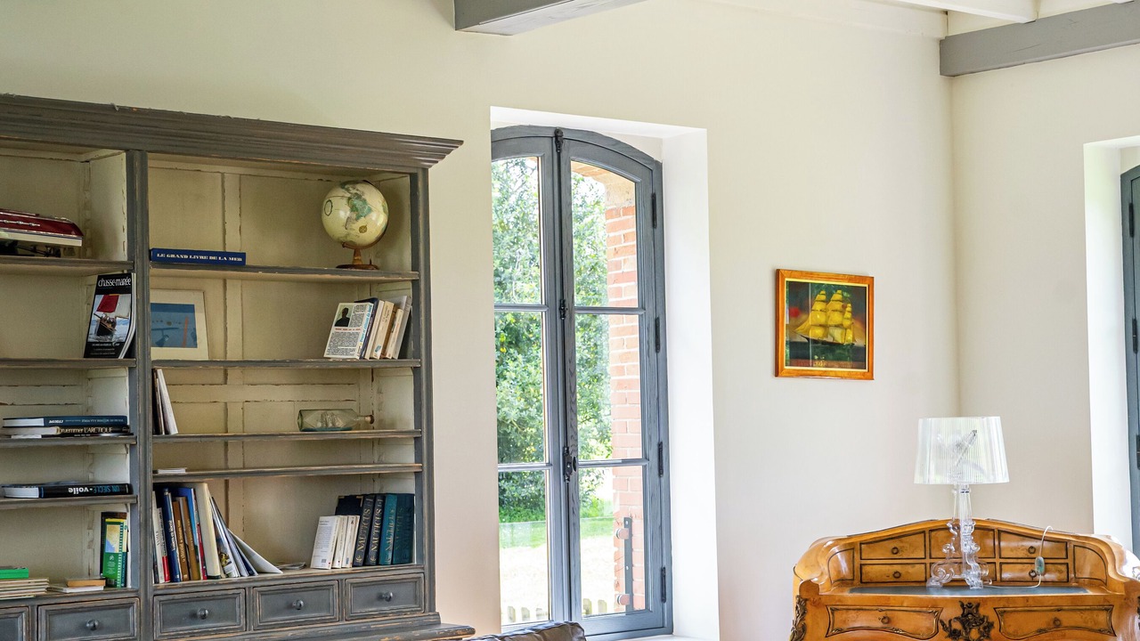 Photo of Others in Crach