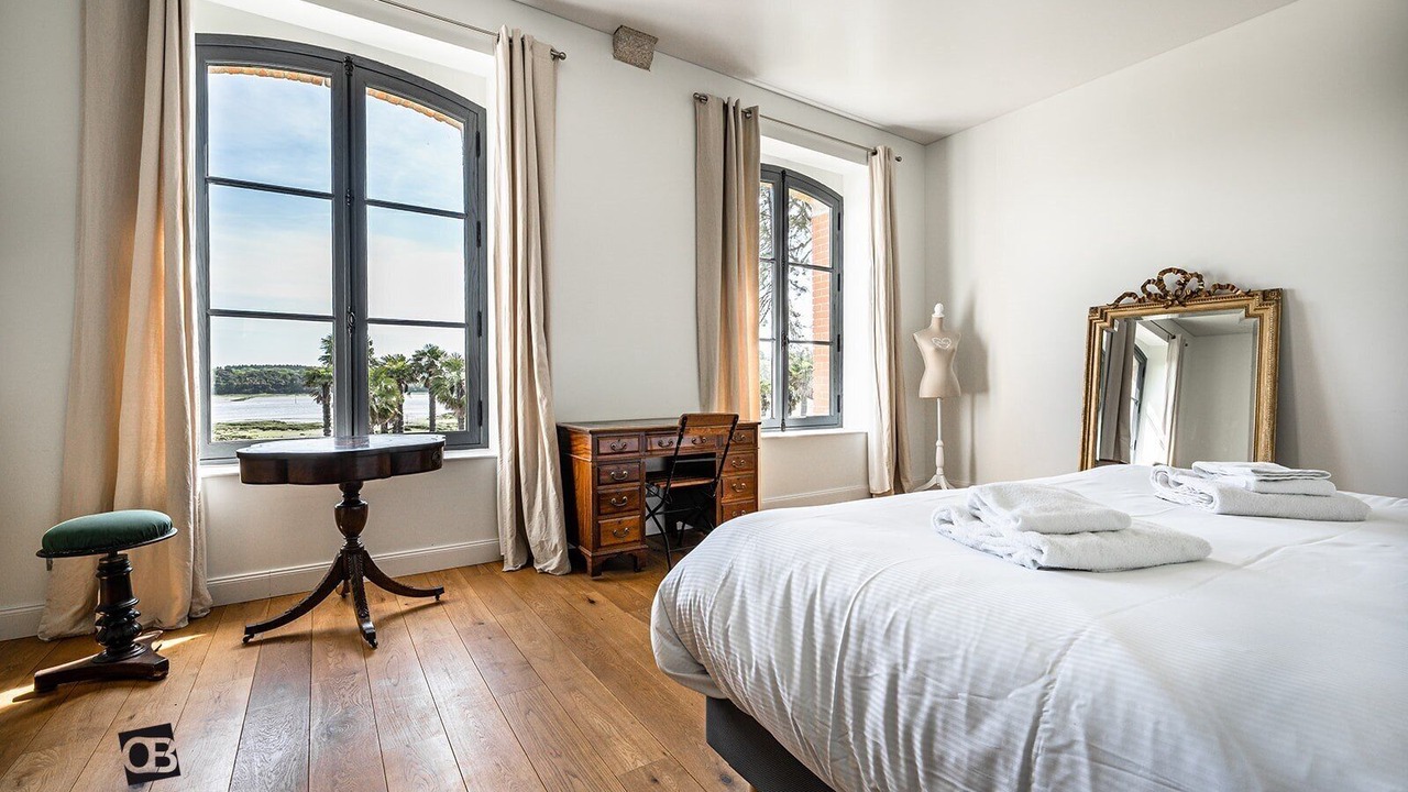 Photo of Bedroom in Crach