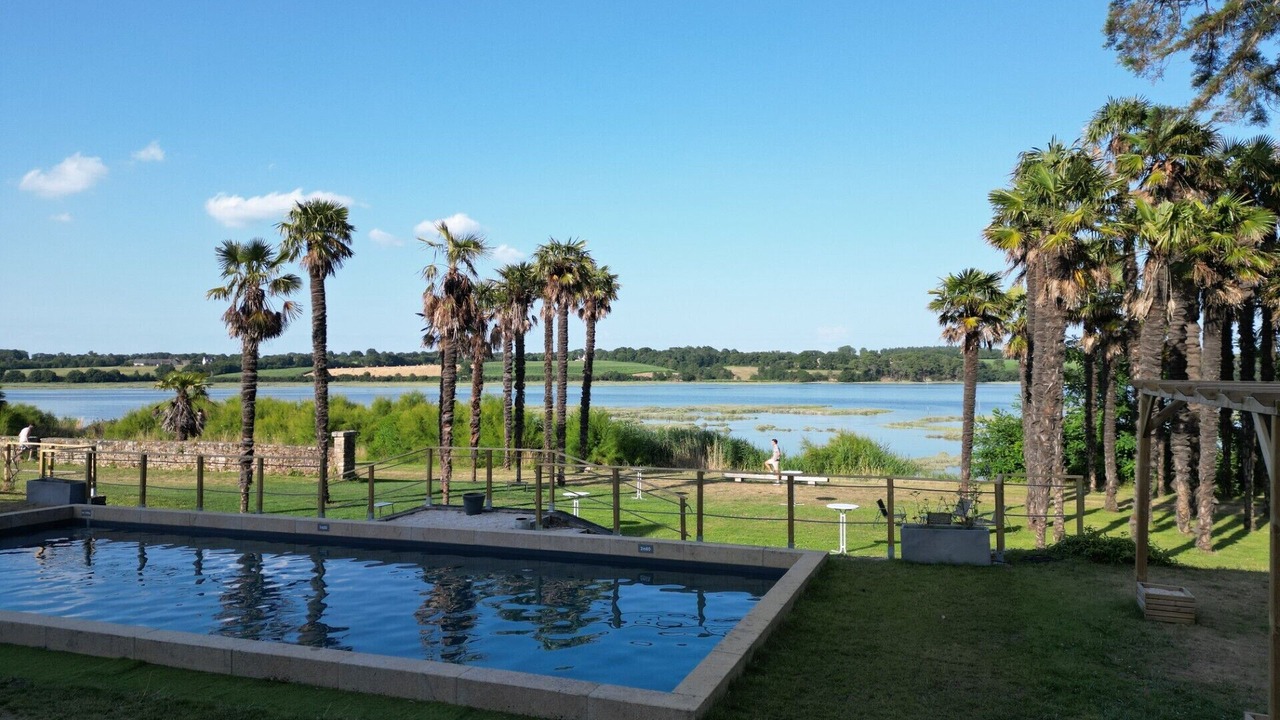 Photo of Outdoor in Crach