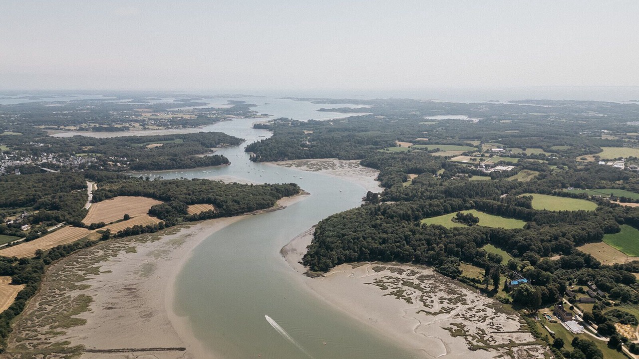 Photo of Others in Crach