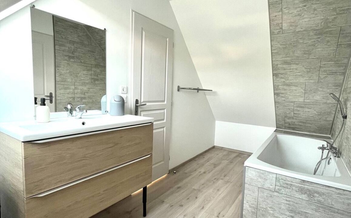 Photo of Bathroom in Neufchatel-en-Bray