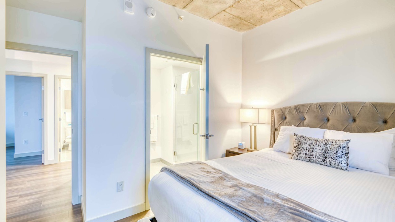 Photo of Bedroom in MIT