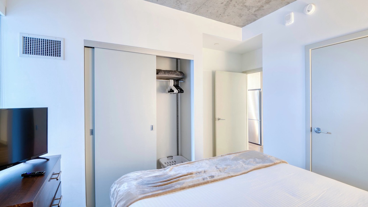 Photo of Bedroom in MIT