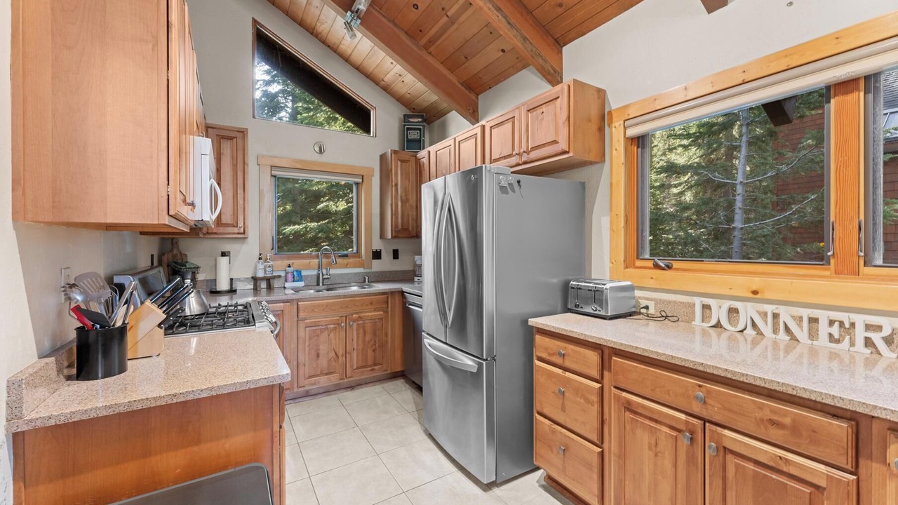 Photo of Kitchen in Donner Lake Woods