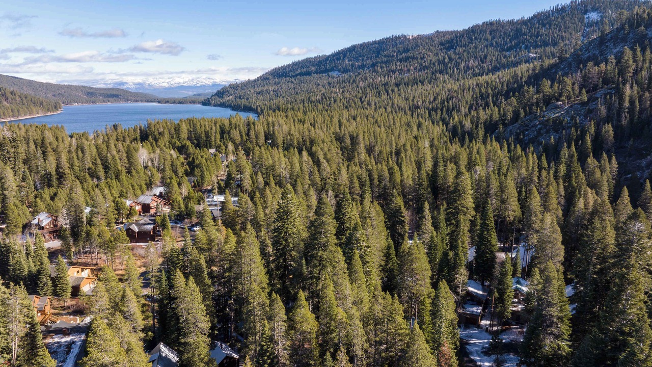 Photo of Outdoor in Donner Lake Woods