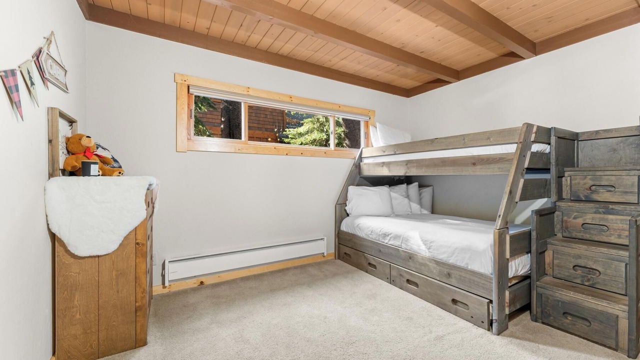 Photo of Bedroom in Donner Lake Woods