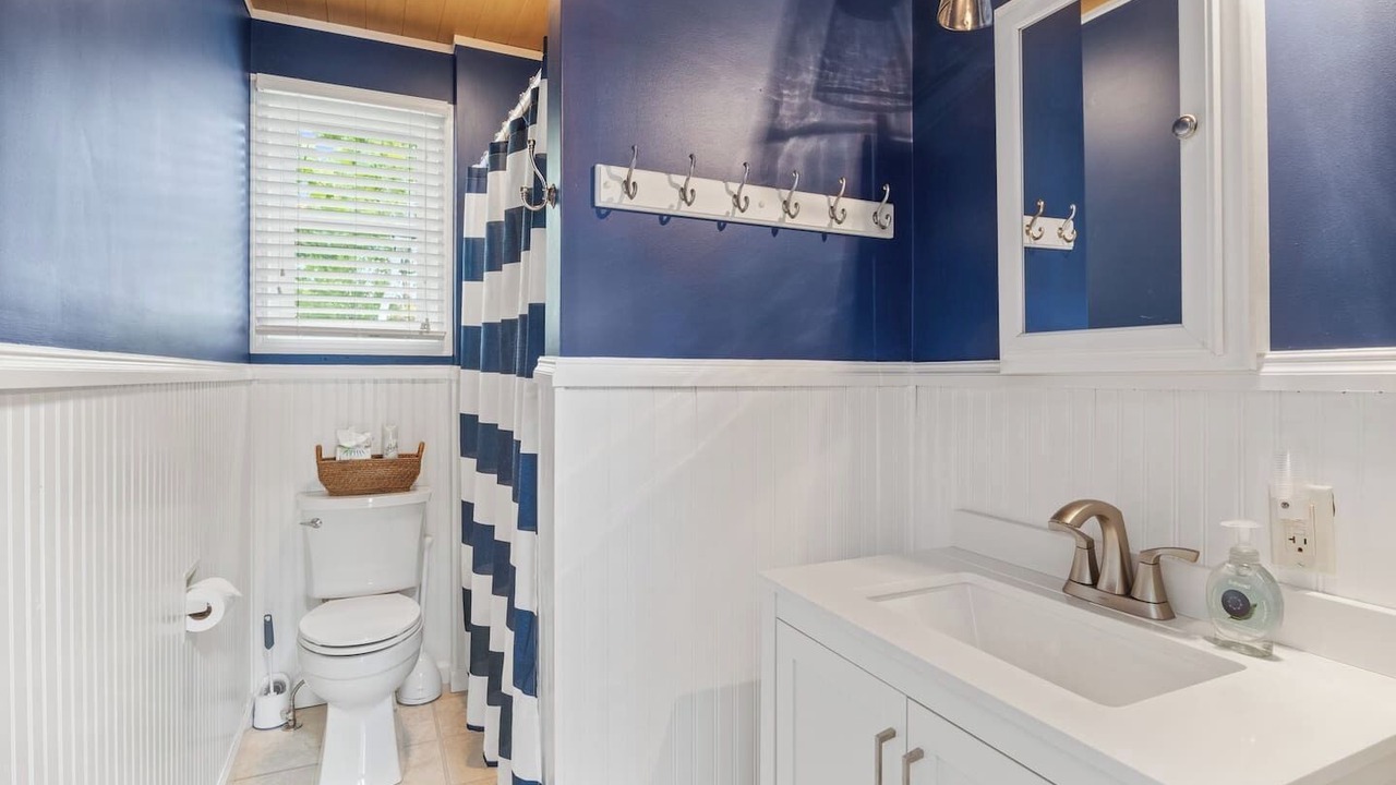 Photo of Bathroom in Town of Torrey