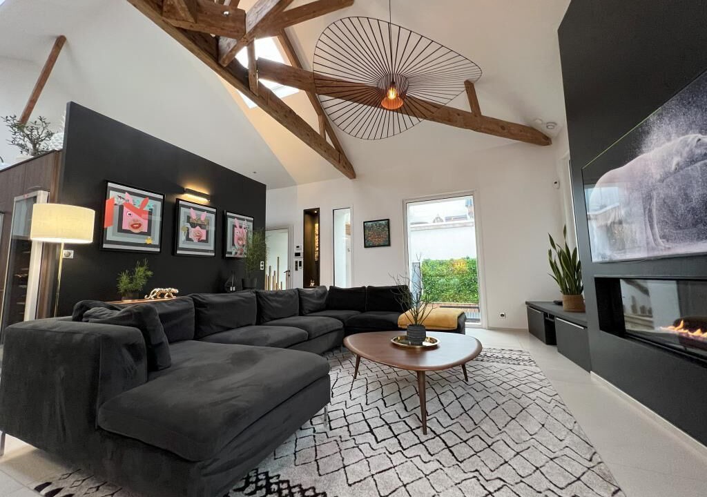 Photo of Livingroom in Beaulieu-Mangin