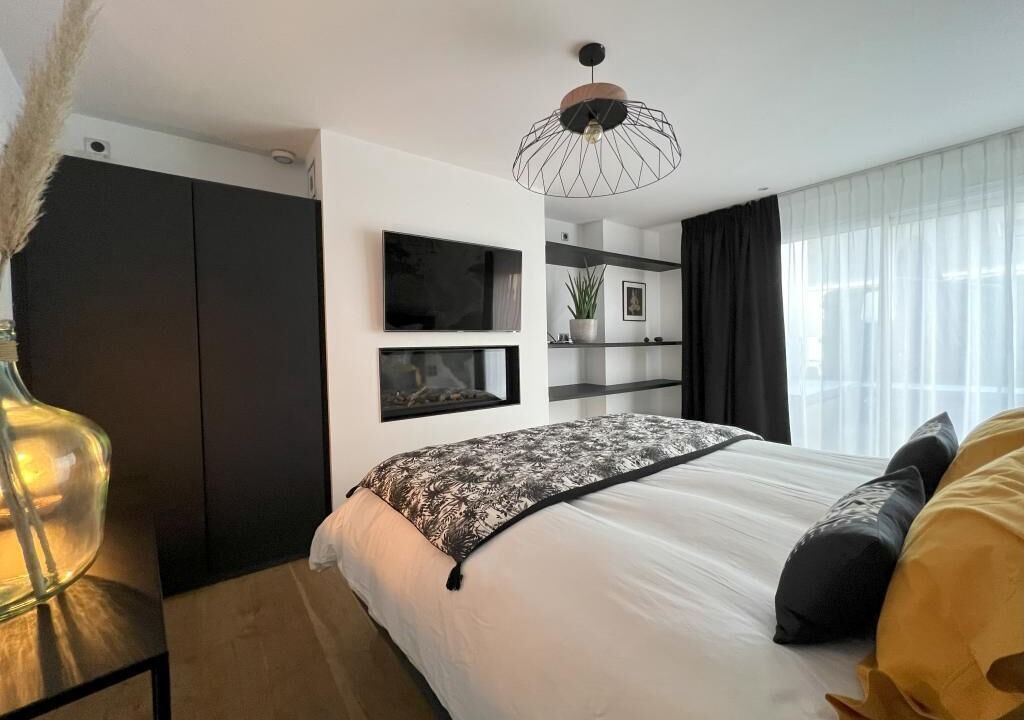 Photo of Bedroom in Beaulieu-Mangin