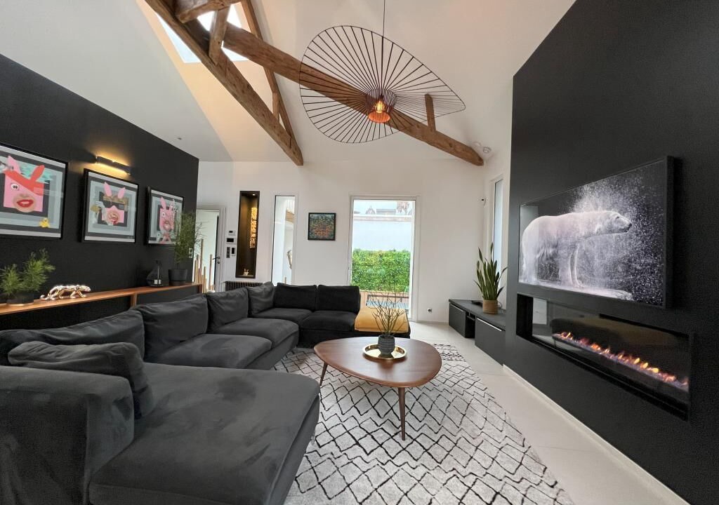 Photo of Livingroom in Beaulieu-Mangin