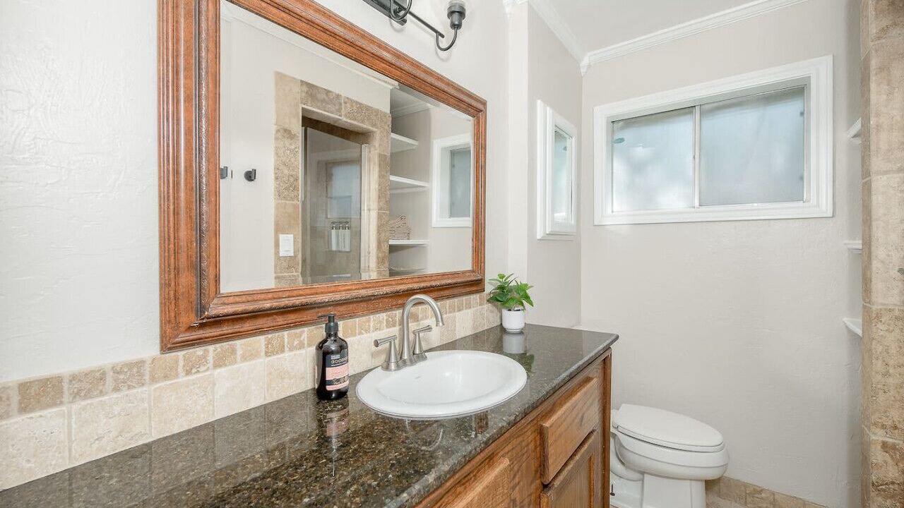 Photo of Bathroom in Carter's Grove